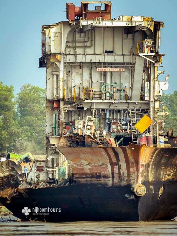 Chittagong Ship Breaking Yard Tour In Bangladesh (1-Day) | Nijhoom Tours