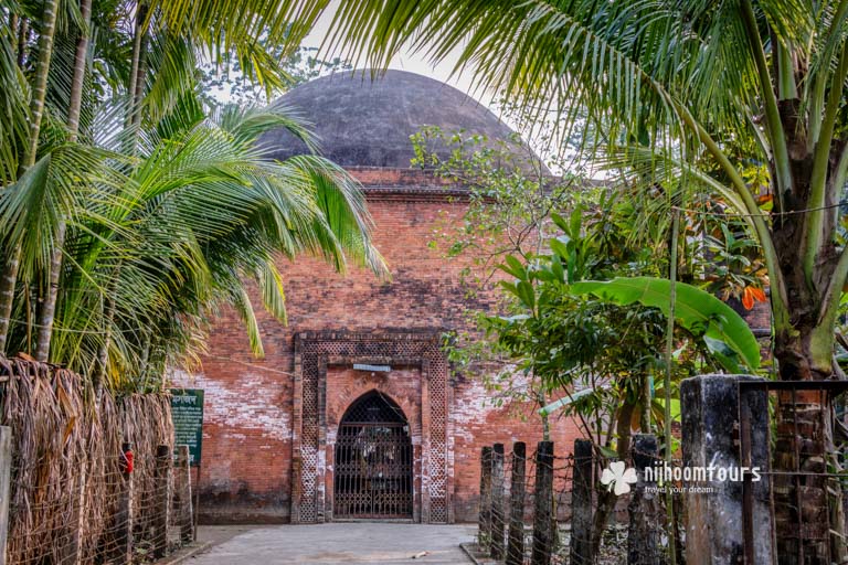 The Bibi Begni Mosque in Bagerhat